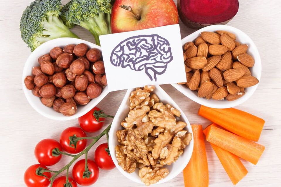 آجیل و سبزیجات برای حافظه و مغز مفید هستند